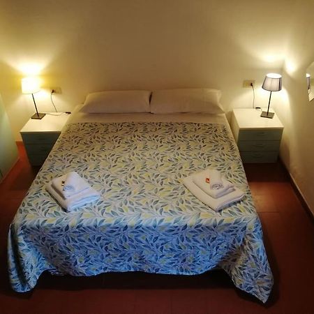 Cozy Apartment Near Train Station Floransa Dış mekan fotoğraf