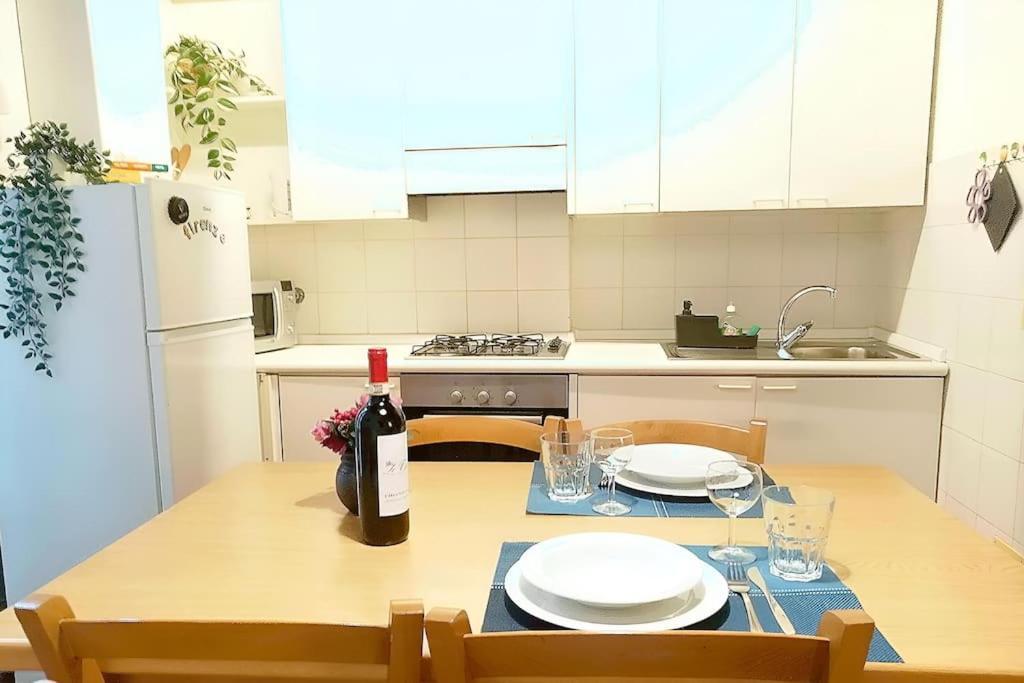 Cozy Apartment Near Train Station Floransa Dış mekan fotoğraf